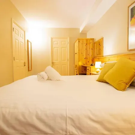 The Reek At The Harbour Mills By Shortstays * Westport